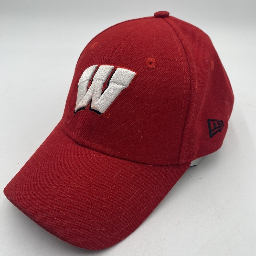 New Era 9FORTY Men's Wisconsin Badgers Red‎ Hat Adjustable Strapback Cleaned
